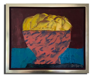 Tableau encadré montrant un bol rouge rempli de fruits jaunes sur une surface bleue, fond sombre.