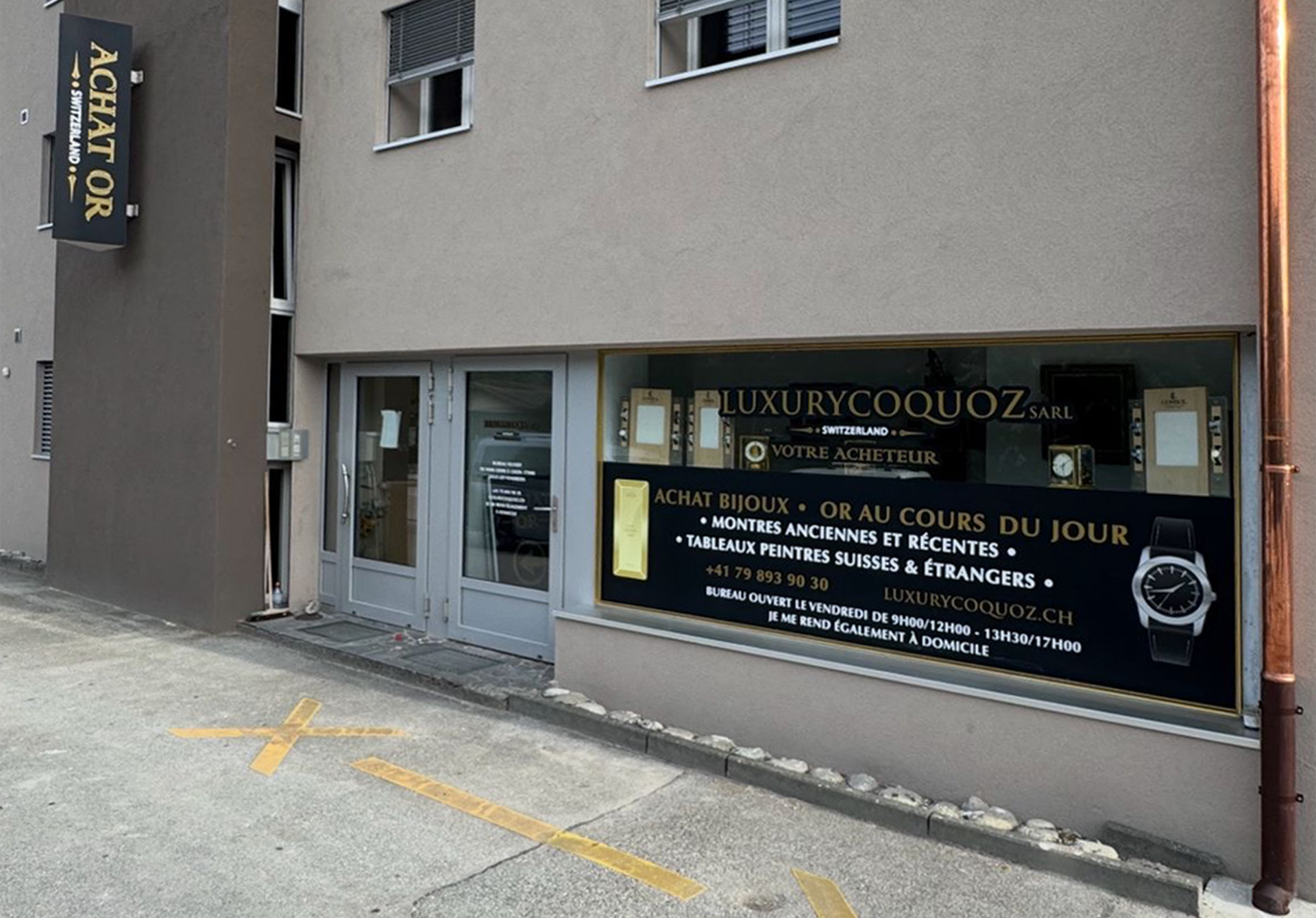 Luxury coquoz, magasin spécialisé dans les objets anciens et précieux. Achat, art, antiquités, tableaux, bijoux, or, Suisse, Valais, antiquaire, Saint-Léonard.