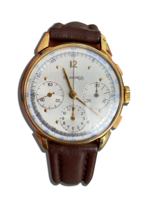 Chronographe vintage doré trois compteurs